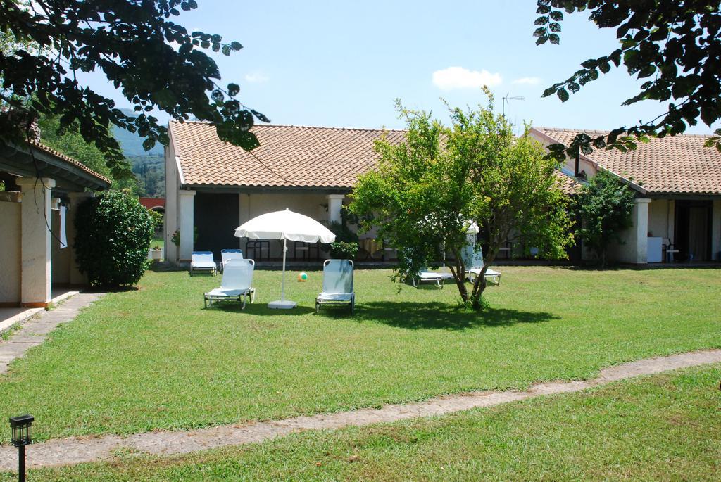 Lefkes Apartments Acharavi  Buitenkant foto