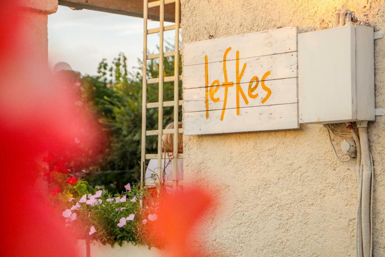 Lefkes Apartments Acharavi  Buitenkant foto