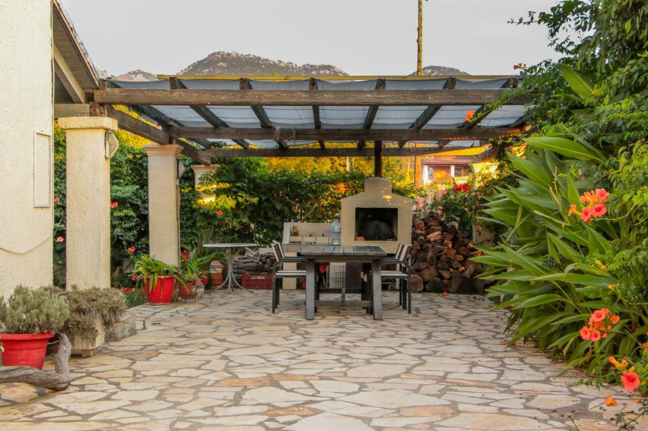 Lefkes Apartments Acharavi  Buitenkant foto